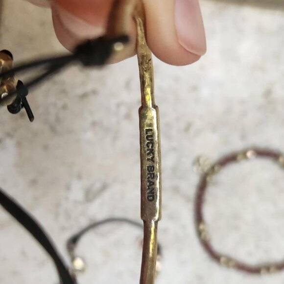 Lucky Brand Set of Three Vintage Bracelets - Picture 6 of 9
